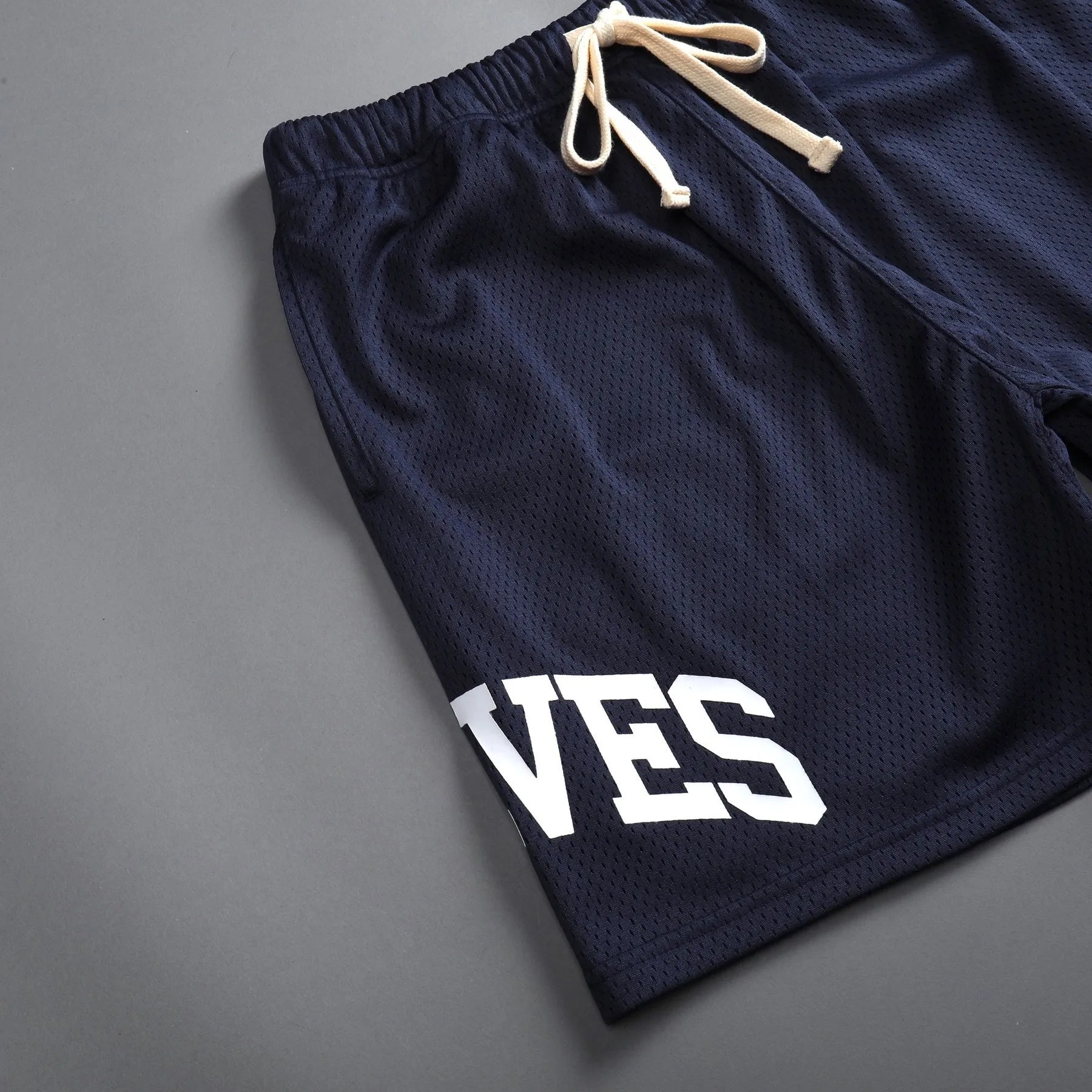 2023 New Street Fashion Men's Summer Mesh Breathable Shorts Casual Style Fitness Jogging Workout Men's Gym Green Sports Shorts - Yallafit