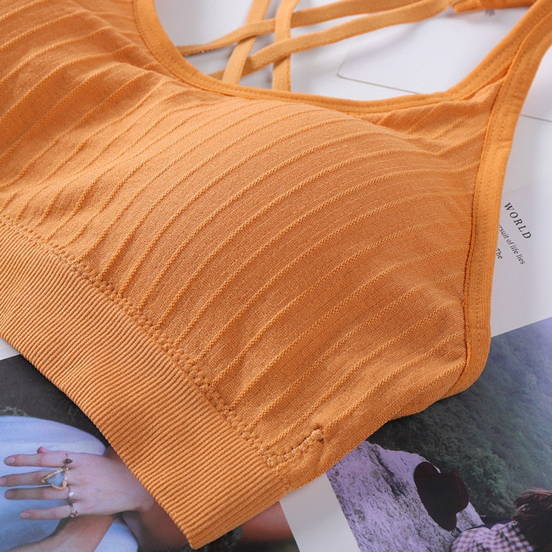 Seamless Cross Beauty Back Sports Bra Women Fitness Top Yoga Bra Black White Running Yoga Gym Crop Top Women Push Up Sport Bra - Yallafit