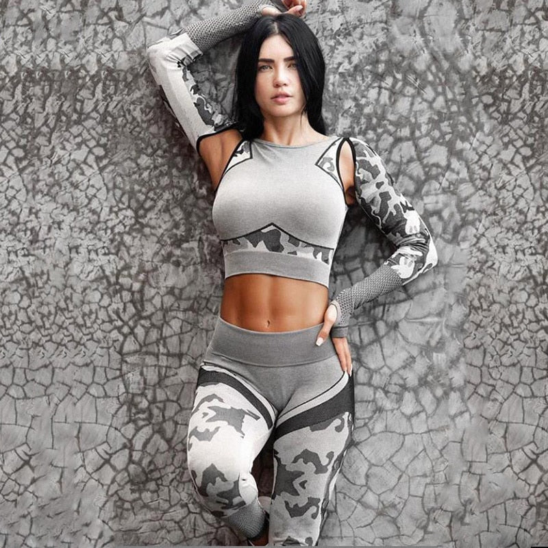 Camo Yoga Set Women Seamless Fitness Camouflage Gym Set High Waist Gym for Women Leggings Breathable Long-sleeved Yoga Suit - Yallafit