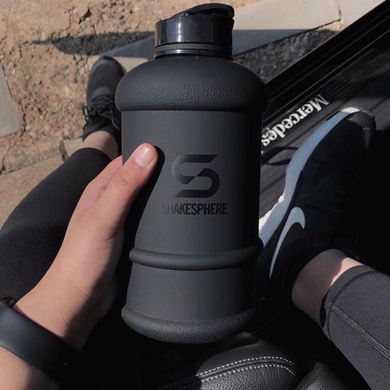 Large Capacity 2200Ml Plastic Sports Bottles Portable Outdoor Travel Cold Water Cup Fitness Gym Protein Shaker Water Bottle - Yallafit