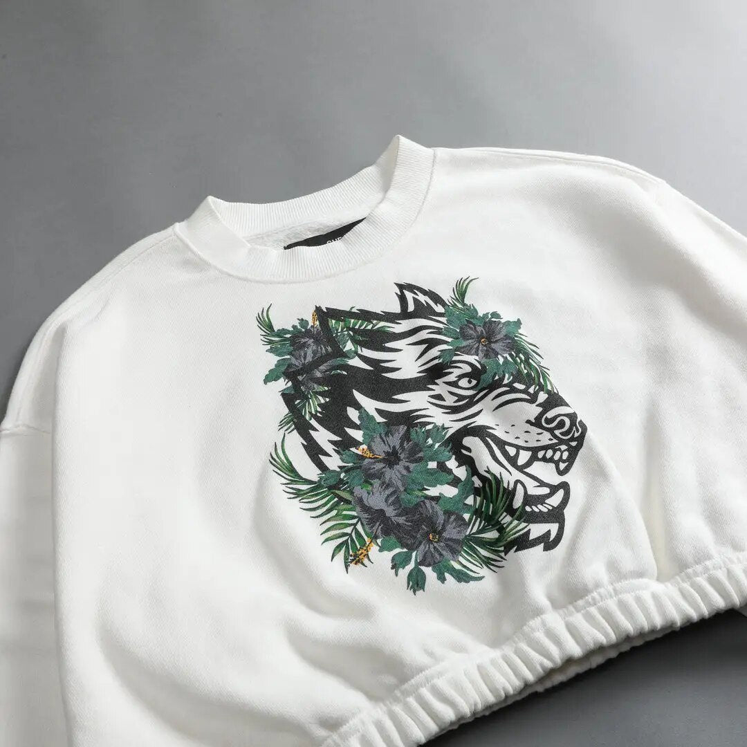 She Darc Wolves Crewneck Crop - Yallafit
