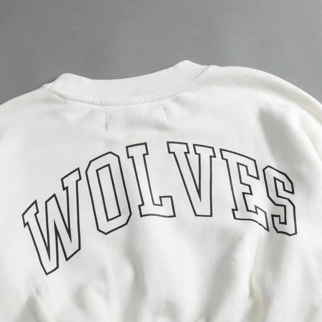 She Darc Wolves Crewneck Crop - Yallafit